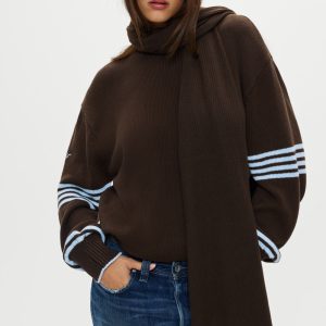 Snug Knit Scarf - Chocolate Brown